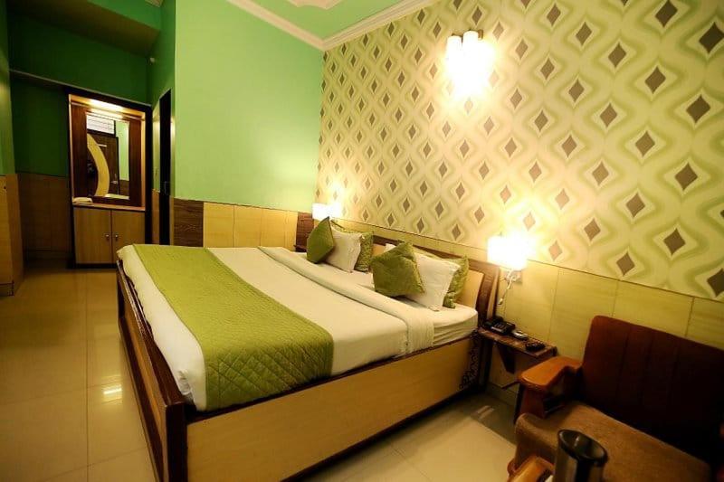 Hotel Golden Heritage Deluxe Jaipur Ngoại thất bức ảnh