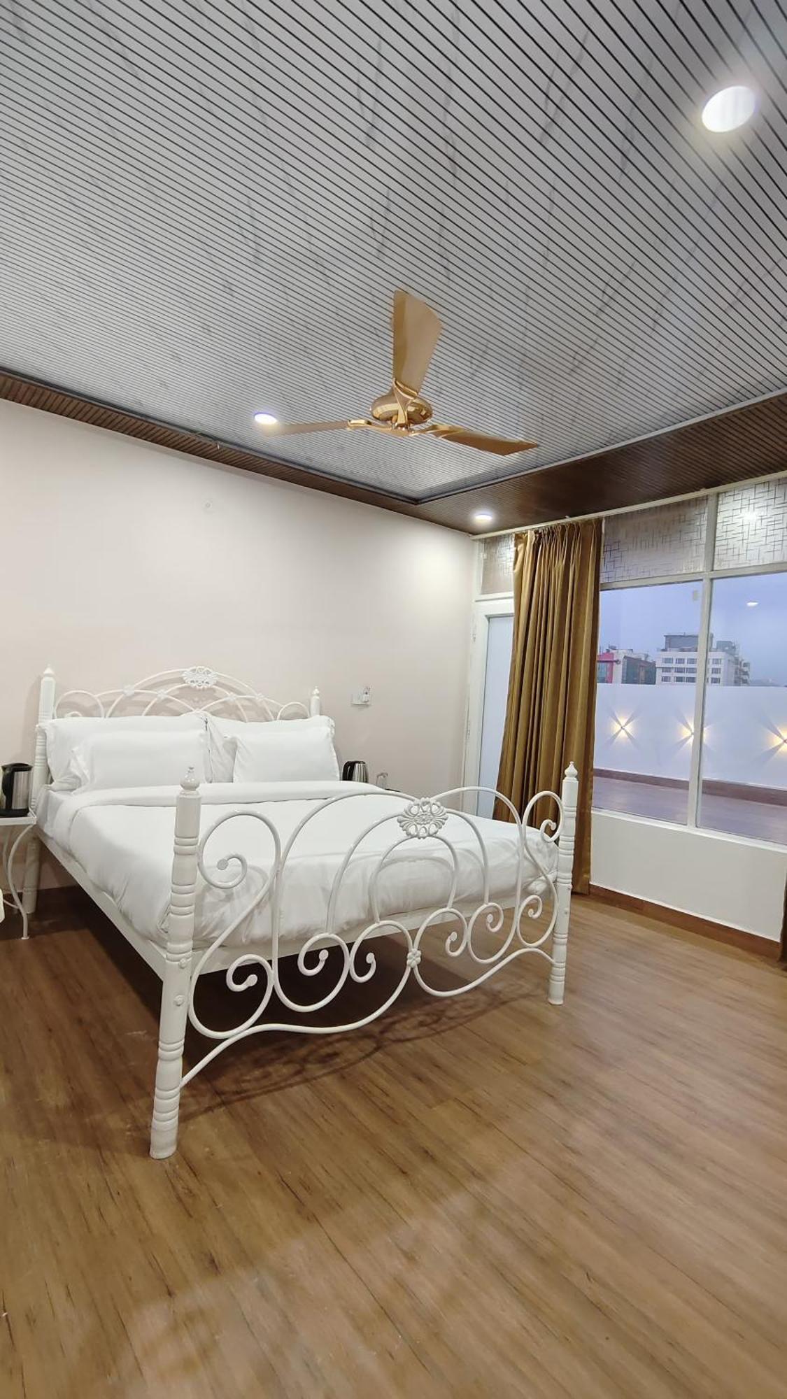 Hotel Golden Heritage Deluxe Jaipur Ngoại thất bức ảnh