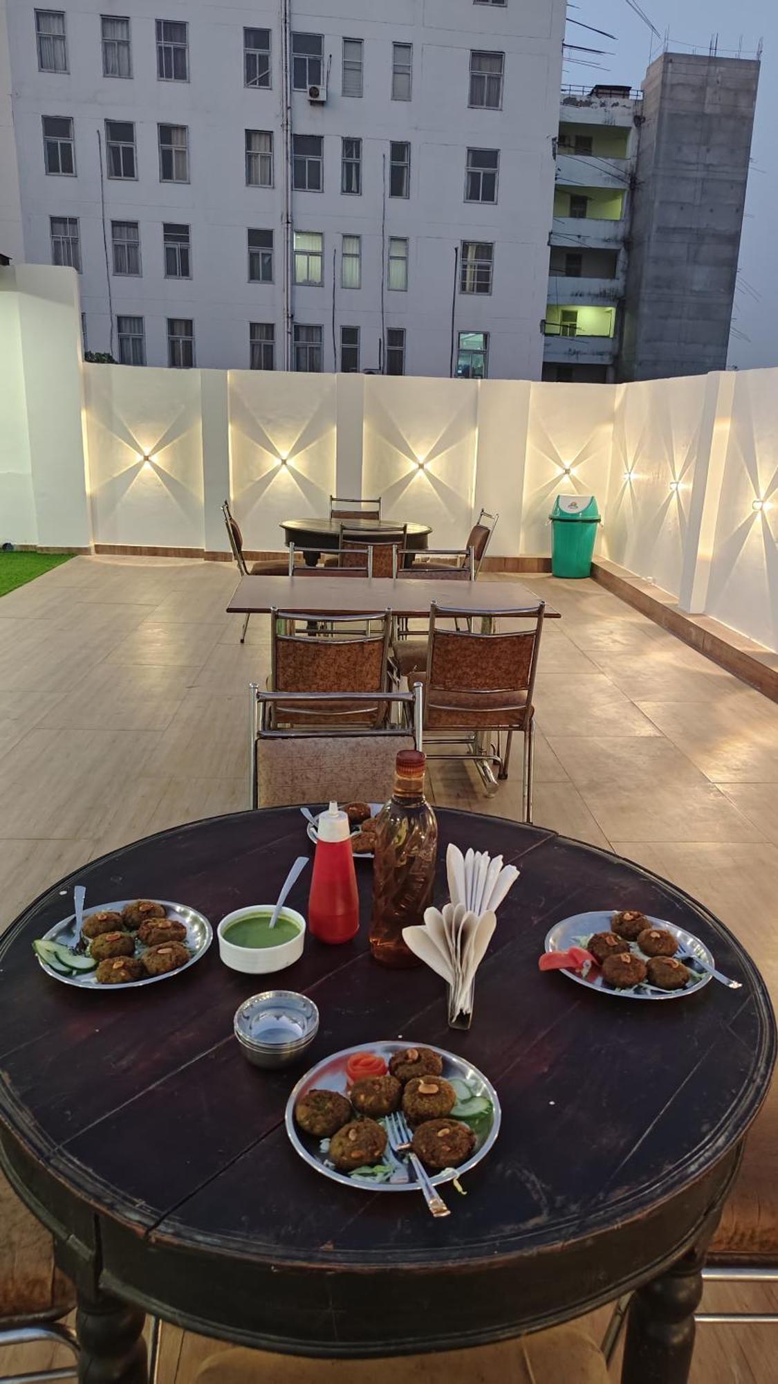 Hotel Golden Heritage Deluxe Jaipur Ngoại thất bức ảnh
